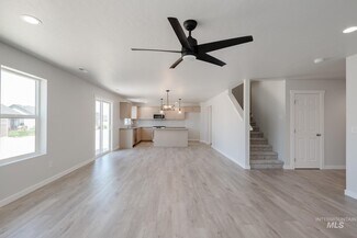 10531 W Garganey Dr, Star, ID 83669