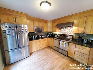 15 White Place, Brookline, MA 02445