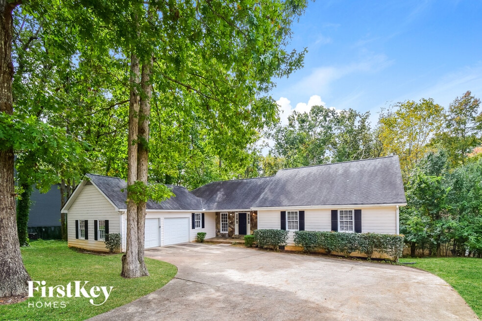 1930 Fernwood Dr, Lawrenceville, GA 30043 - photo 1