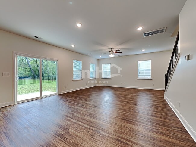 1120 Alice Smalls Rd, Mount Pleasant, SC 29466 - photo 6