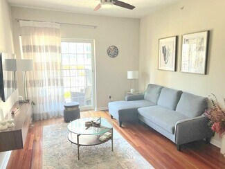 195 14th St NE, Atlanta, GA 30309