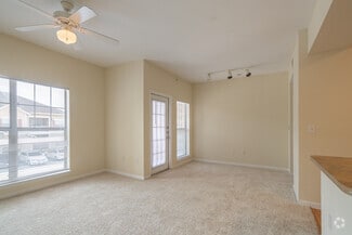 2910 Reed Rd, Houston, TX 77051