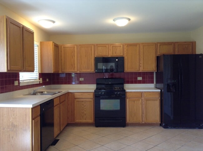 25830 S Brookfield Ct, Channahon, IL 60410 - photo 4