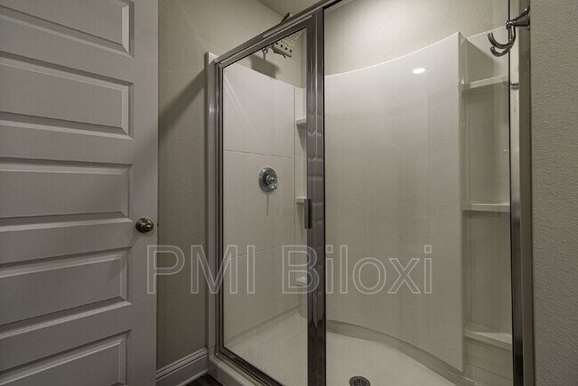 6467 Eastland Cir, Biloxi, MS 39532 - photo 7