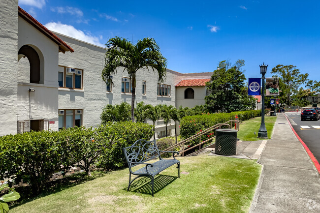 The academic curriculum at St Louis School in Honolulu prepares students for future success.
