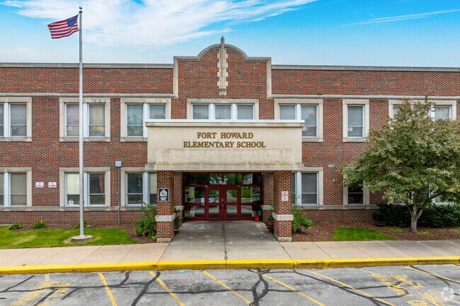 The Entry to Fort Howard Elementary School.
