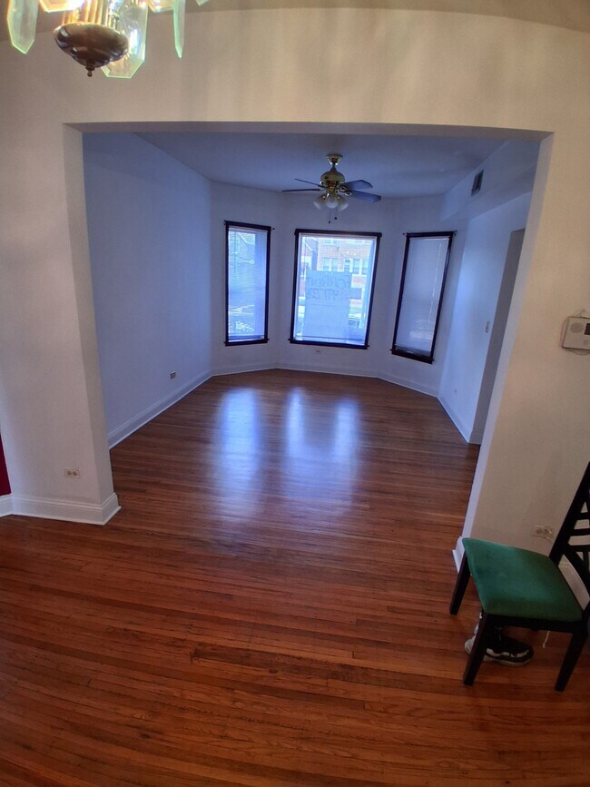 4743 W Jackson Blvd unit 1, Chicago, IL 60644 - photo 3