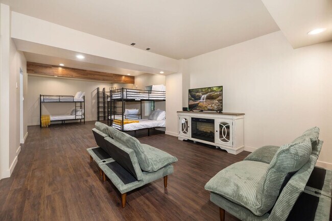 4705 Spring Valley Rd unit ID1263270P, Bentonville, AR 72712 - photo 4