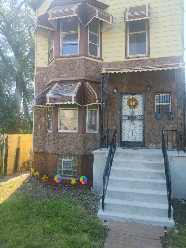 6840 S Green St Unit 1, Chicago, IL 60621