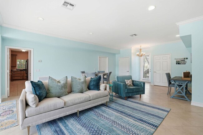 3011 Pine Tree Dr unit ID1364127P, Bonita Springs, FL 34134 - photo 7