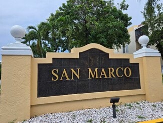 8860 Fontainebleau Blvd, Miami, FL 33172