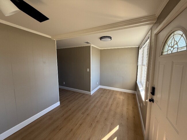 201 Forest Ave unit B, Atmore, AL 36502 - photo 4