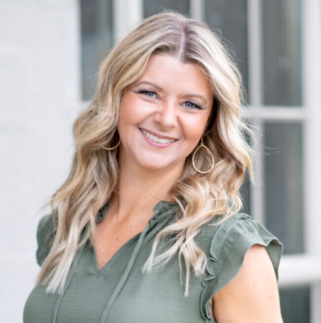 Tara Hansen