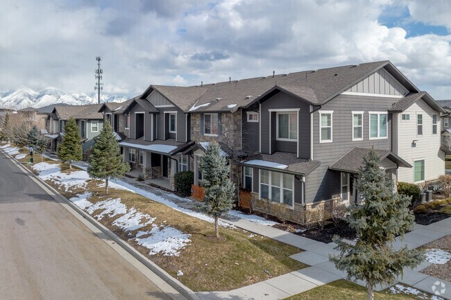 Riverton townhomes offer low-maintenance living near shops, parks, and trails.