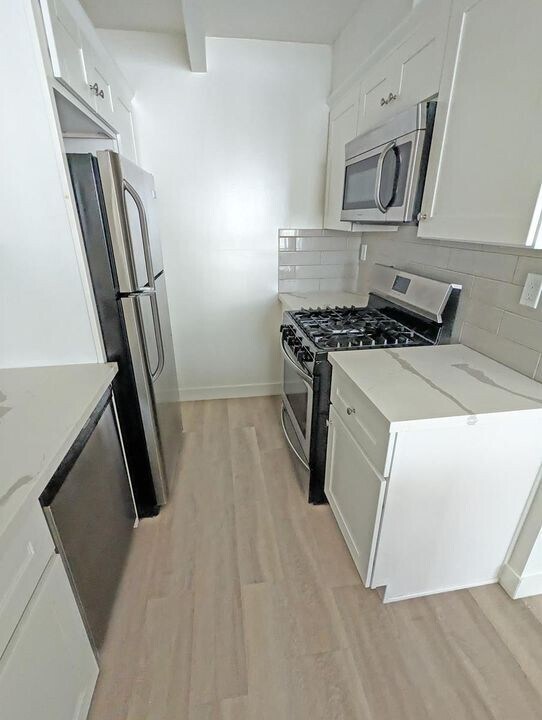 1263 S Dunsmuir Ave unit 3, Los Angeles, CA 90019 - photo 4