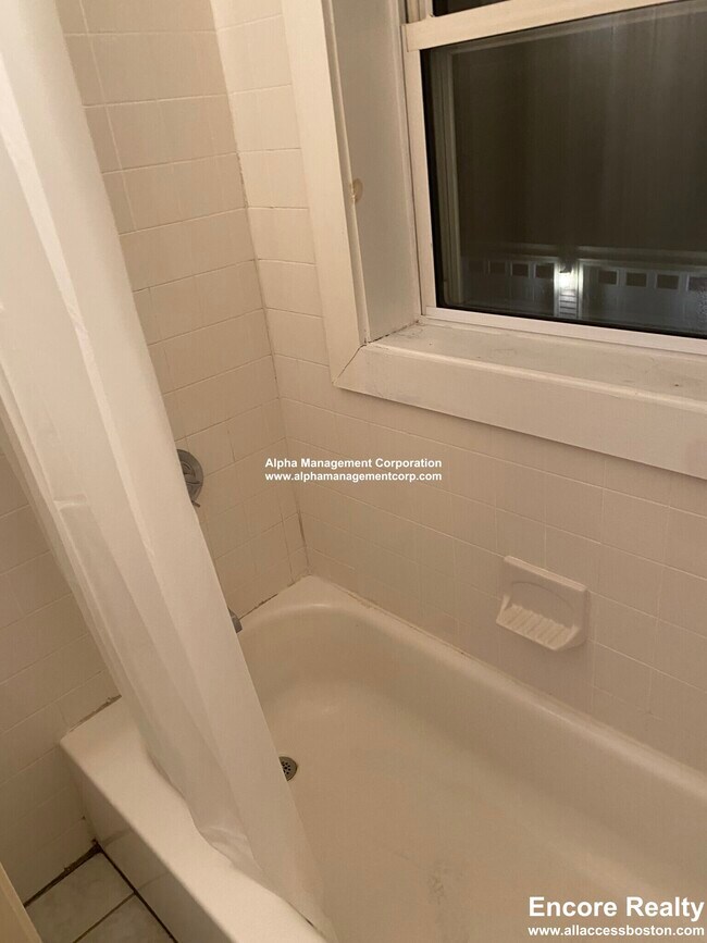 163 Summer St unit 25, Somerville, MA 02143 - photo 7