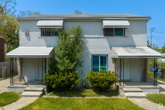 You can also find charming Ewald Circle duplex in Davison-Schoolcraft.