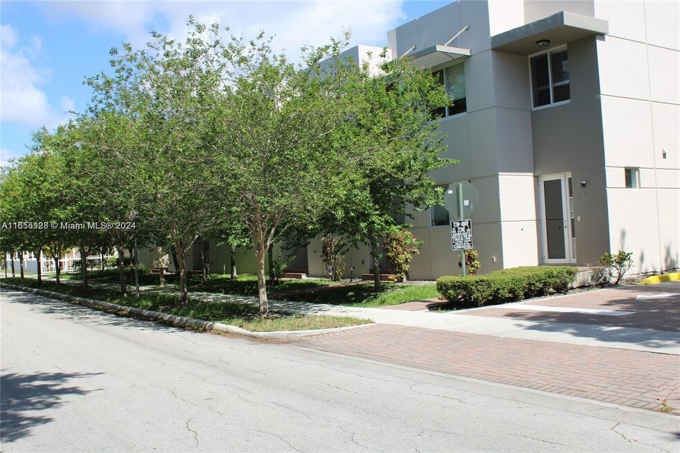 2013 Adams St, Hollywood, FL 33020 - photo 1