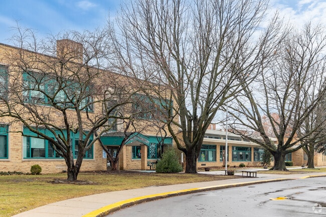 Oak Ridge Elementary School.