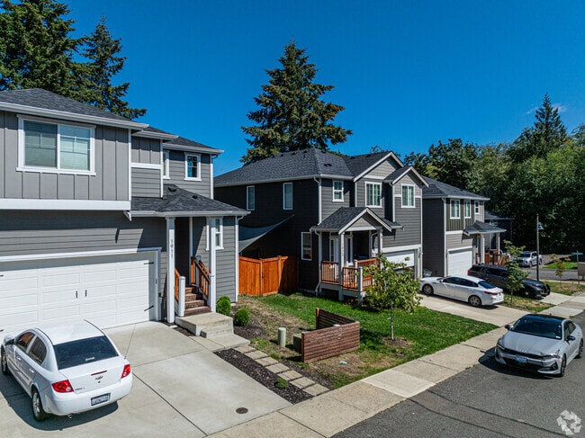 Modern construction homes make up part of East Port Orchard's housing.