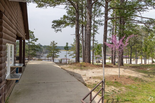Locals unwind at Smith Lake Recreation Area, just north of the neighborhood.