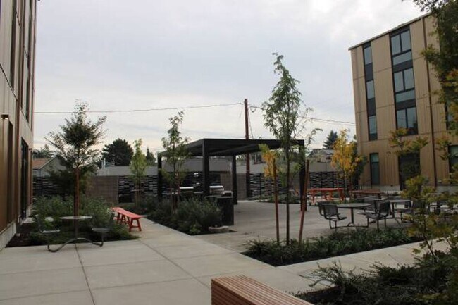 Chaku Kumtuks Haws, Portland, OR 97218 - photo 6