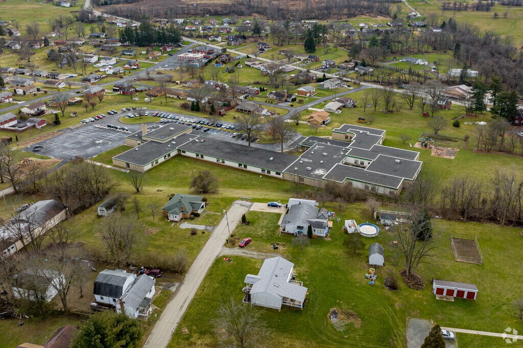 Reflect on meaningful moments until we meet again at Harrison Park Elementary School.