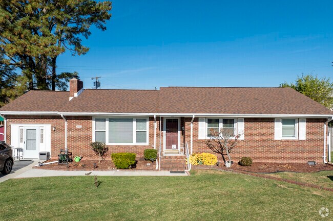 Ranch-style homes in Camellia Shores offer spacious yards and single-level living.