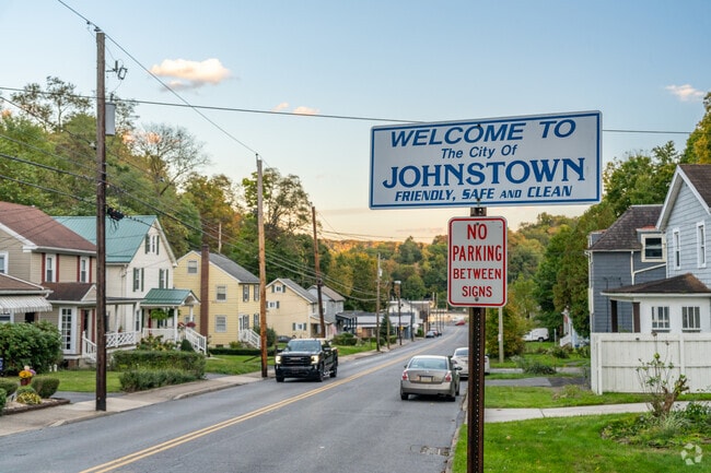 The urban community of Osborne is located along the Stonycreek River just 2 miles from downtown.