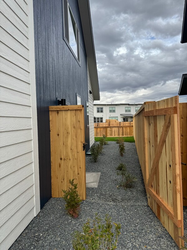 611 Companion Way, Belgrade, MT 59714 - photo 5