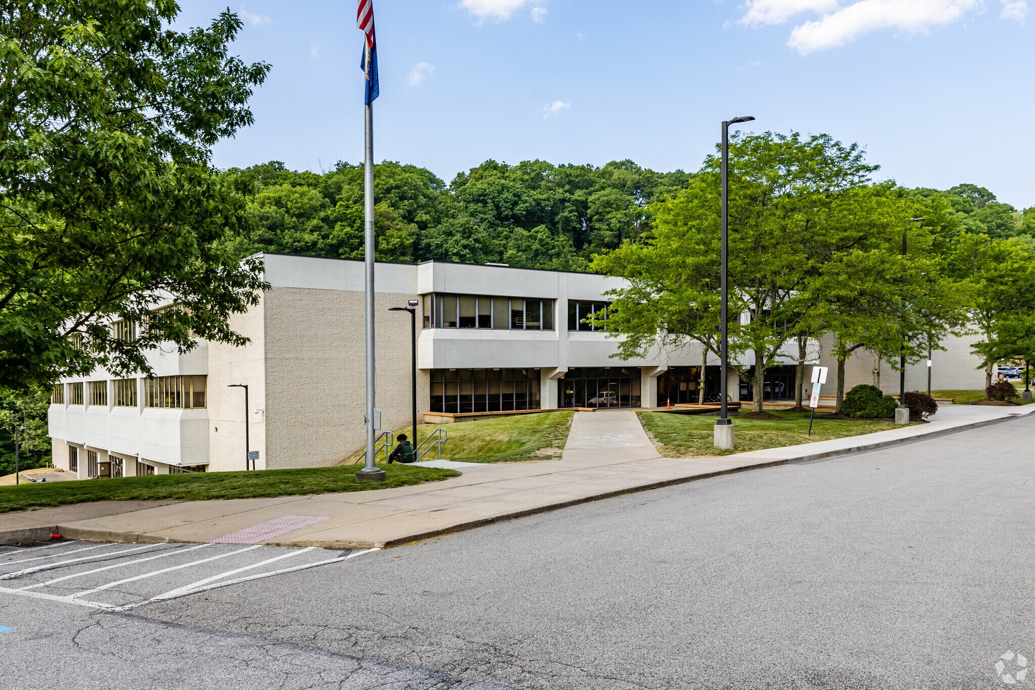 Northgate High School serves the Bellevue and Avalon area.