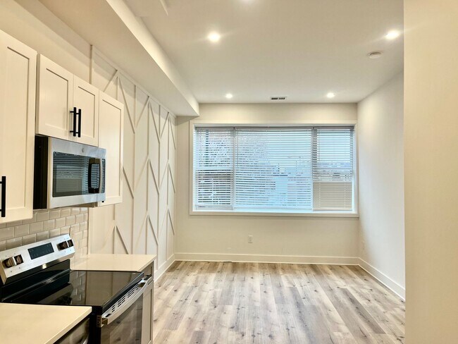 1802 11th St NW unit 2A, Washington, DC 20001 - photo 3