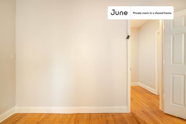 579 61st St unit A, New York City, NY 11220 - photo 4