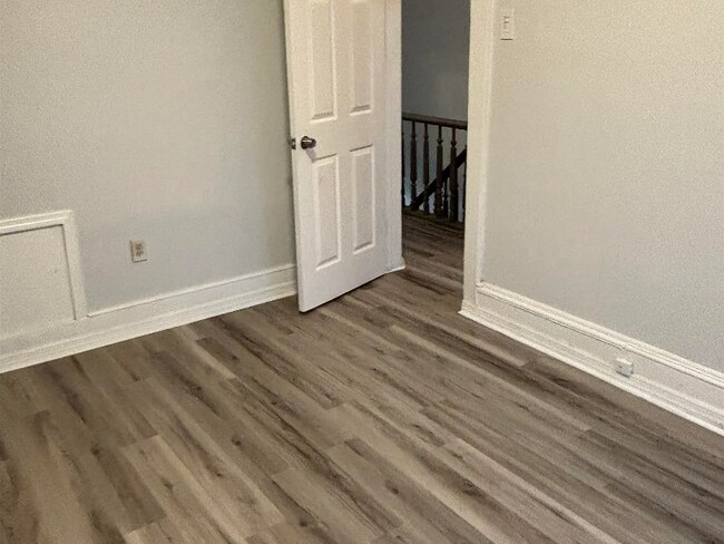 170 Claremont Ave unit 2, Jersey City, NJ 07305 - photo 3