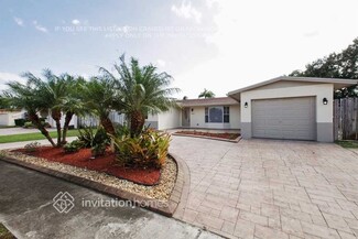 9400 NW 19th St, Pembroke Pines, FL 33024