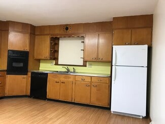 136 N Fairview St Unit 1F, Lock Haven, PA 17745