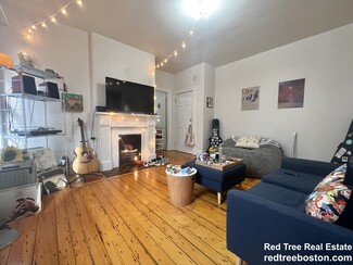 25 Pratt St Unit 1, Boston, MA 02134