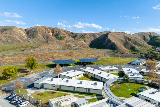 Reche Canyon Elementary SchoolThe provides a safe, positive, and nurturing environment.