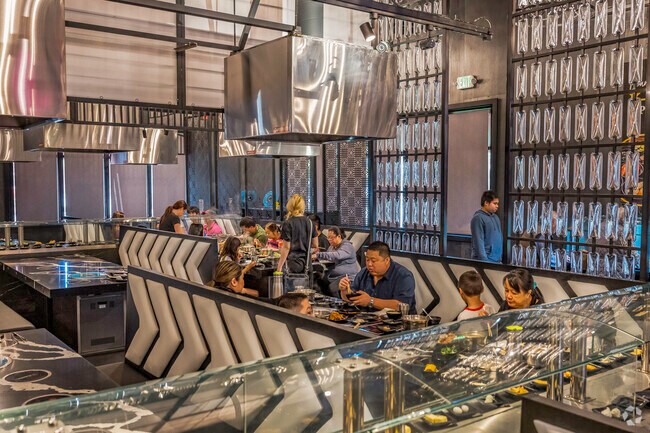 Seapot Korean BBQ serves the freshest meat, veggies, and live seafood in Florin.