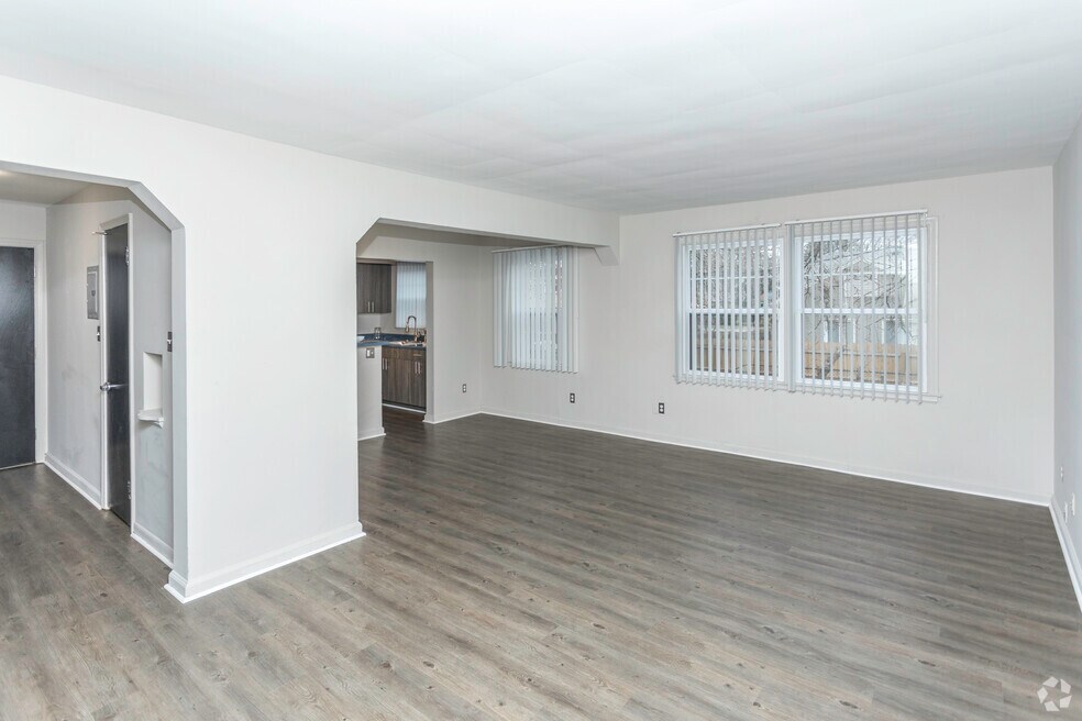 RCI Shelbourne, Detroit, MI 48203 - photo 1