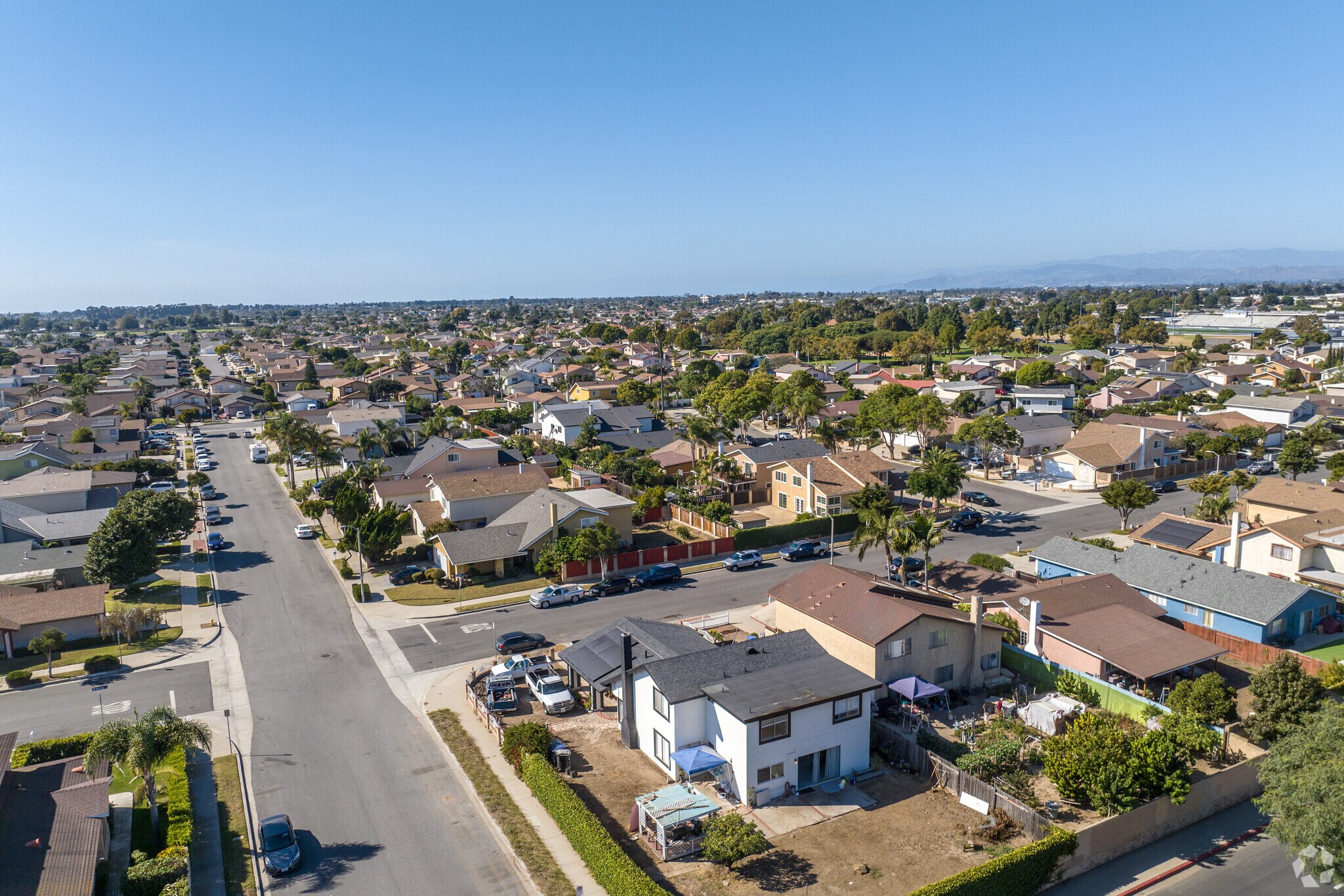 College Estates features Oxnard College, and many different housing opportunities.