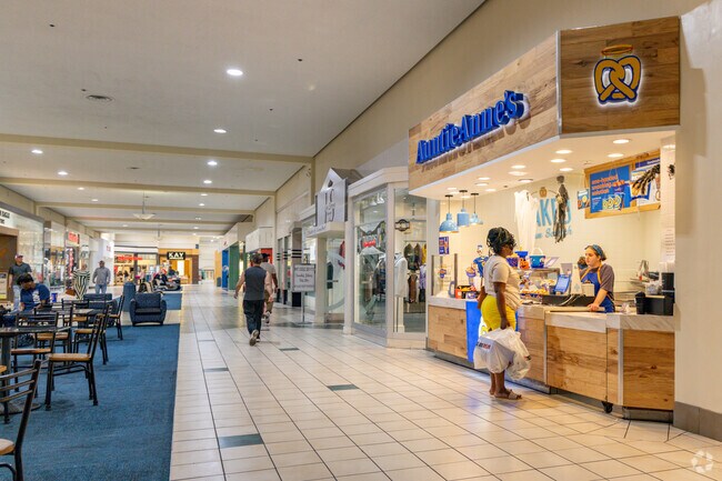 The Alexandria Mall has a mix of dining and retail for Four Leaf Village residents to enjoy.