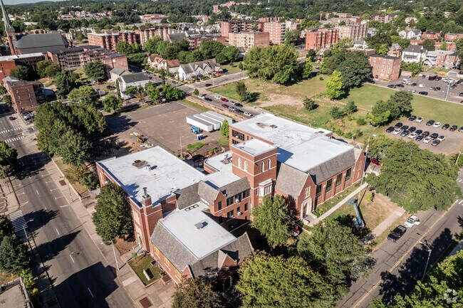 H.B. Lawrence Elementary School is located in Holyoke.