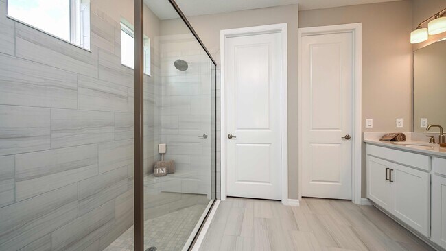 1546 Trailhead Ln, Zephyrhills, FL 33541 - photo 6