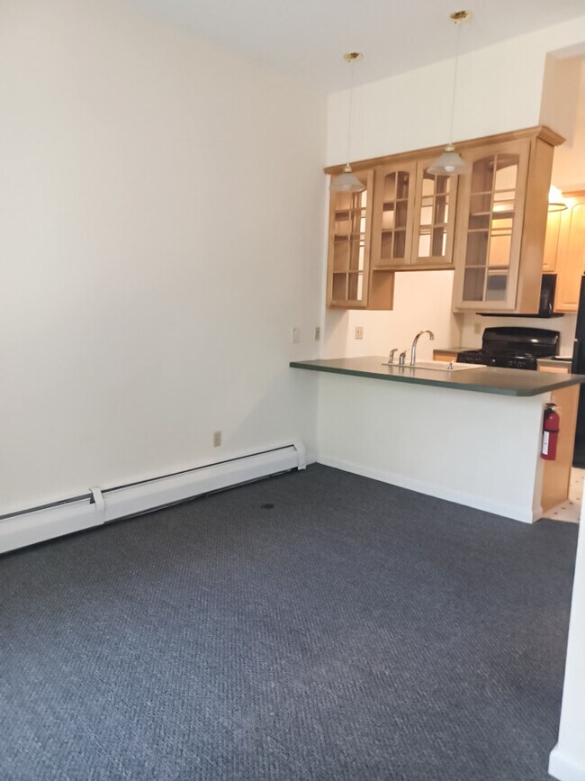 204 Main St unit 206-2, Poughkeepsie, NY 12601 - photo 7