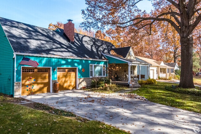 Bright homes with two-car garages line the streets of Mission.