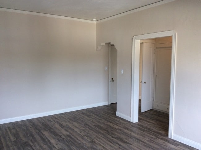 Park Regent, Alameda, CA 94501 - photo 4