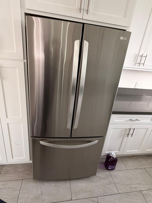 446 W 126th St, Los Angeles, CA 90061 - photo 2