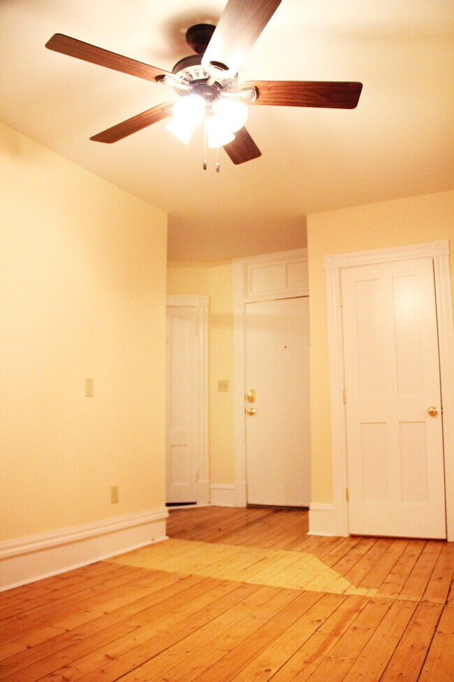 23 West Ln unit C, Winooski, VT 05404 - photo 3