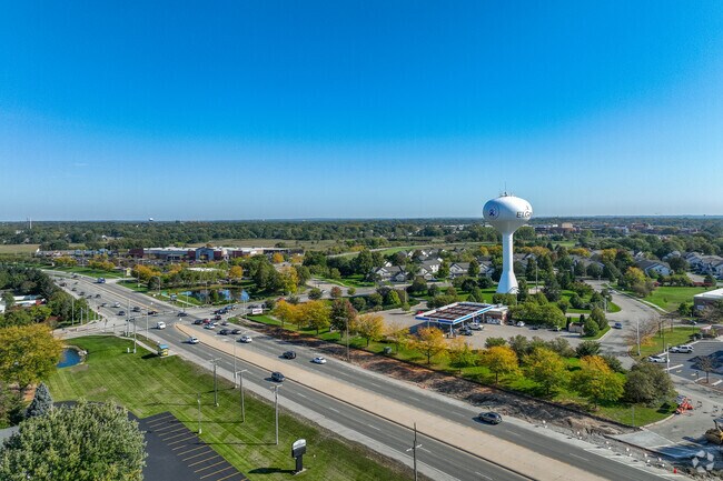Far West Elgin has many retail and restaurants in the area.
